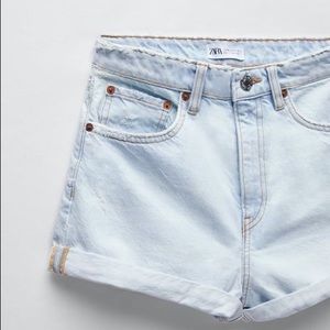 90s Rolled Up Shorts TRF light blue